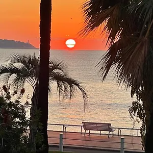https://residence-le-copacabana.fr-provencehotel.com