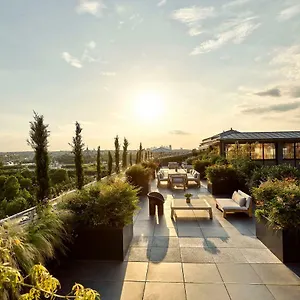 Отель Le Meurice - Dorchester Collection, Париж