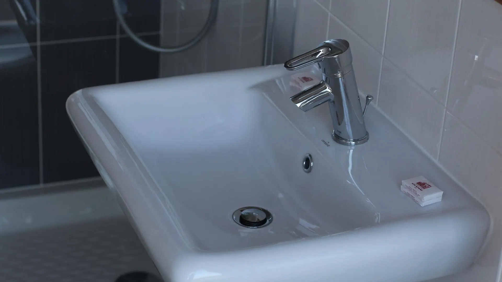 Hotel Richmond Gare Du Nord Paris 2*,